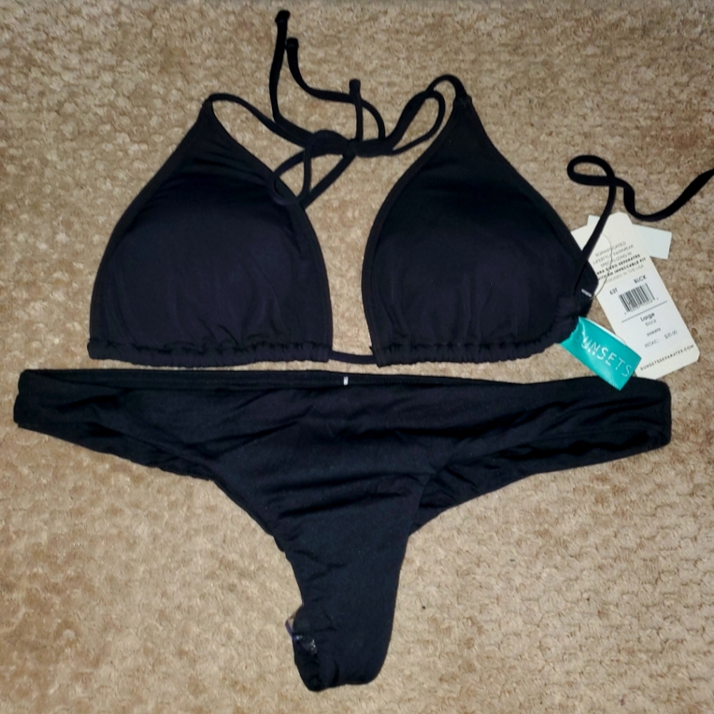 Black bikini top& bottom size L